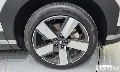 Hyundai Santa Fe 2024 2.5 Автомат в Москве № 927265, миниатюра 5