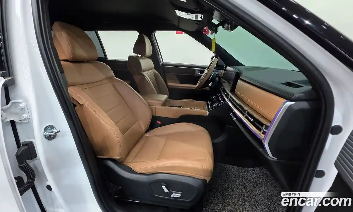 Hyundai Santa Fe 2024 2.5 Автомат в Москве № 927265, фото 10