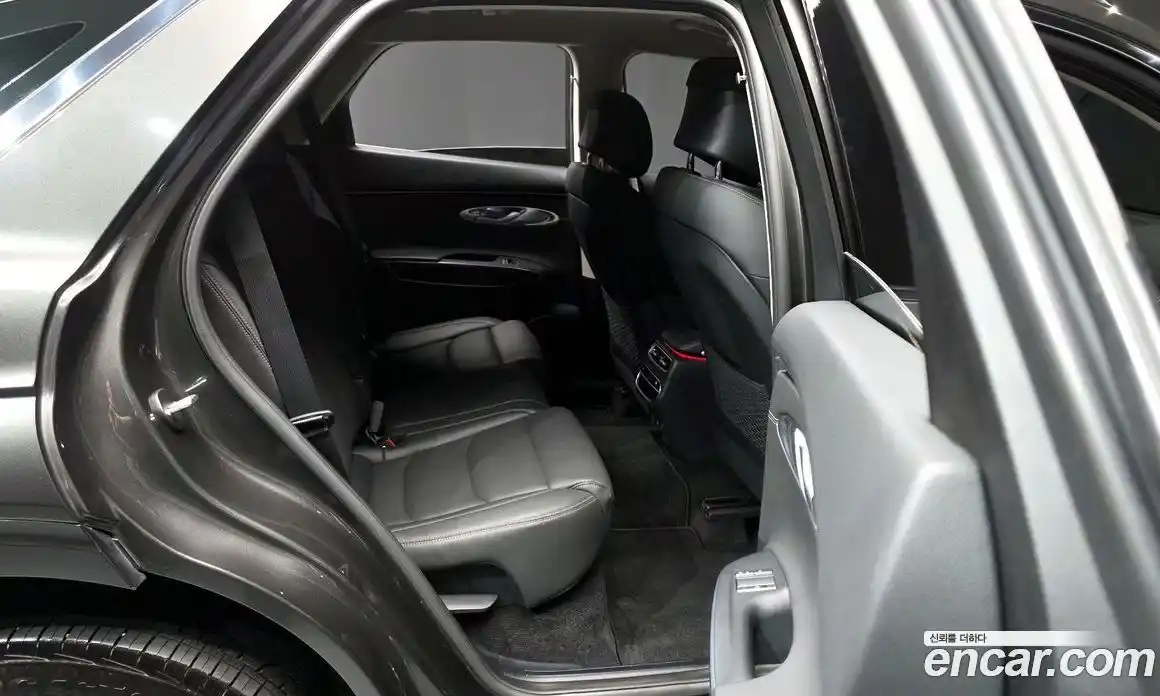 Genesis GV70 2023 2.5 Автомат в Москве № 930442, фото 12