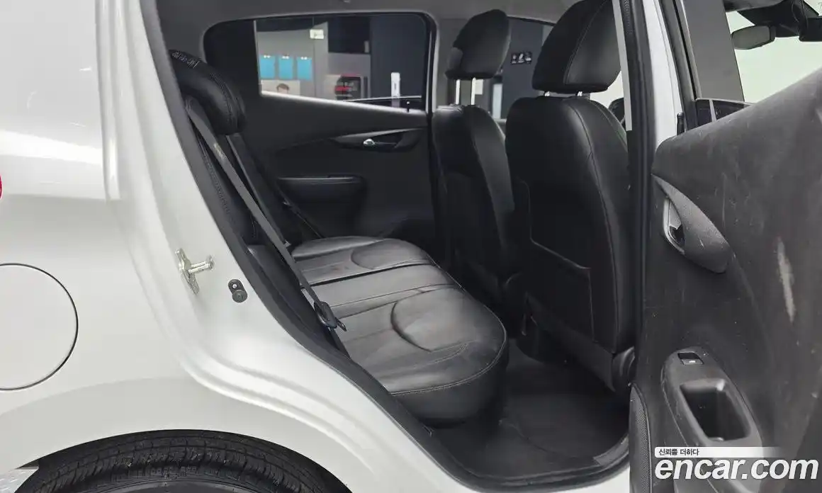 Chevrolet Spark 2016 1.0 Автомат в Москве № 935843, фото 12