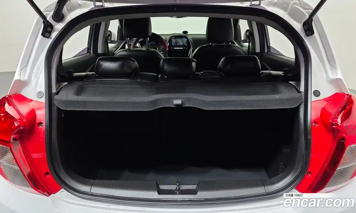 Chevrolet Spark 2016 1.0 Автомат в Москве № 935843, фото 20