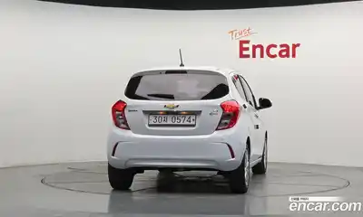 Chevrolet Spark 2016 1.0 Автомат в Москве № 935843, миниатюра 4