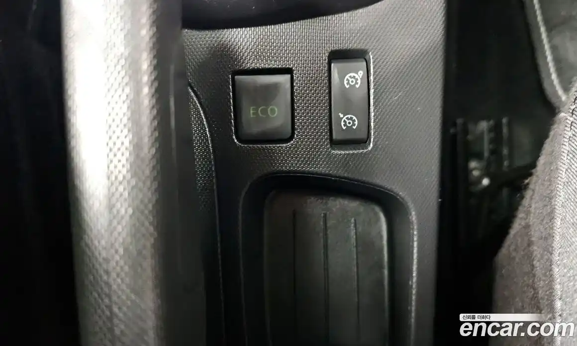 Renault QM3 2015 1.5 Автомат в Москве № 975618, фото 19