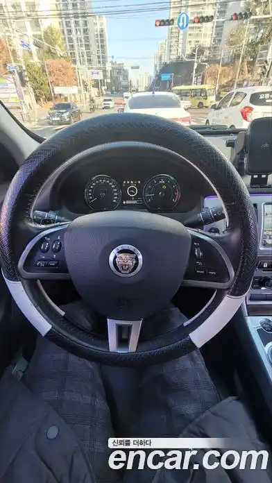 Jaguar XF 2013 2.0 гидро в Москве № 976578, фото 12