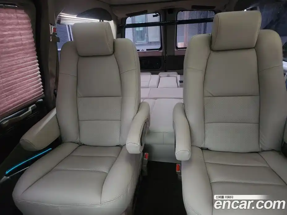Chevrolet Express Van 2015 6.0 Автомат в Москве № 976747, фото 17