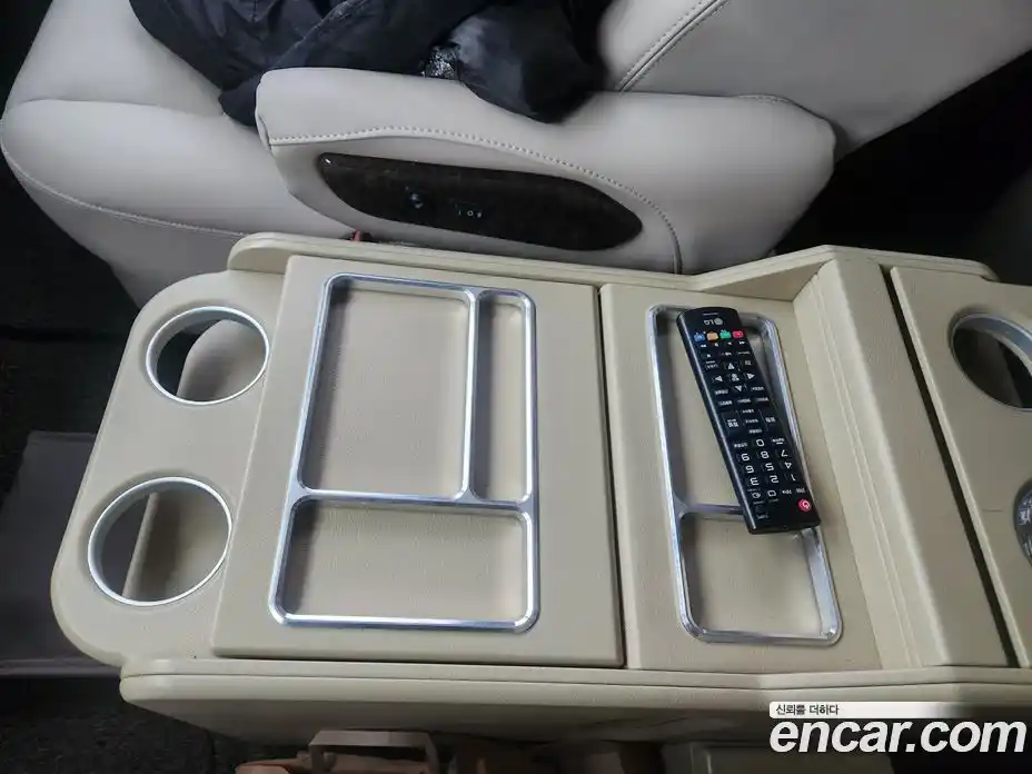 Chevrolet Express Van 2015 6.0 Автомат в Москве № 976747, фото 18