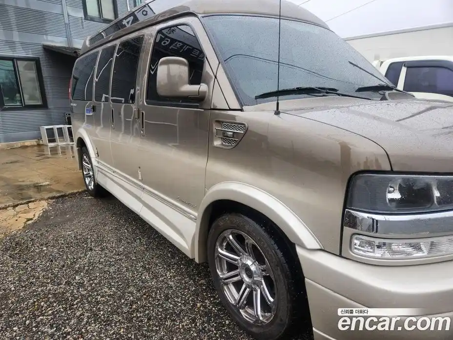 Chevrolet Express Van 2015 6.0 Автомат в Москве № 976747, фото 3