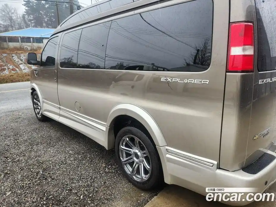 Chevrolet Express Van 2015 6.0 Автомат в Москве № 976747, фото 6