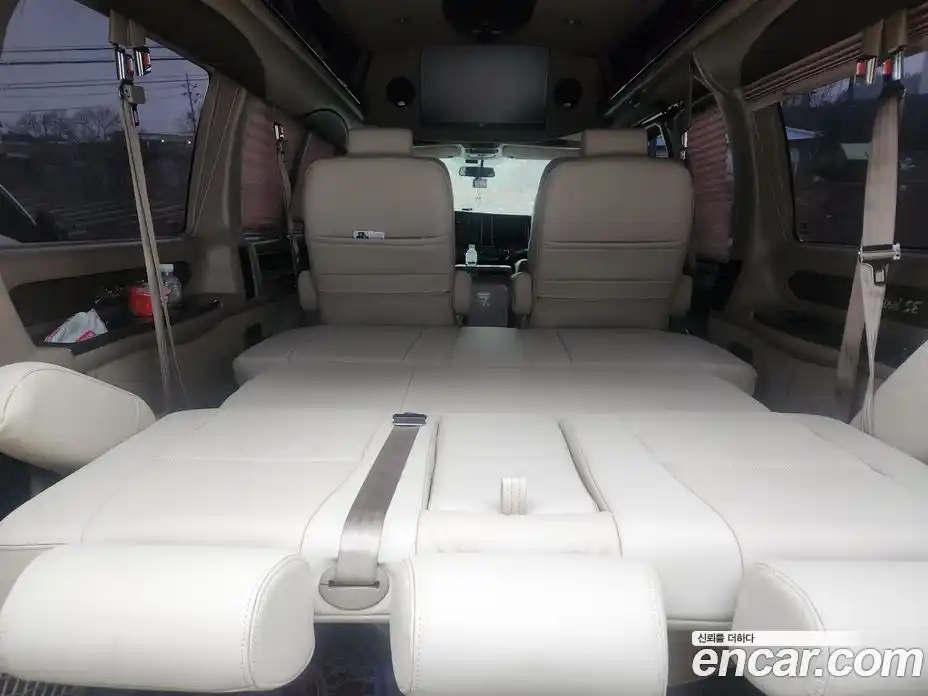 Chevrolet Express Van 2015 6.0 Автомат в Москве № 976747, фото 7