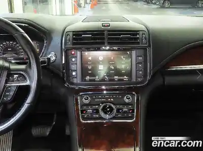 Lincoln Continental 2017 3.0 гидро в Москве № 998639, миниатюра 11