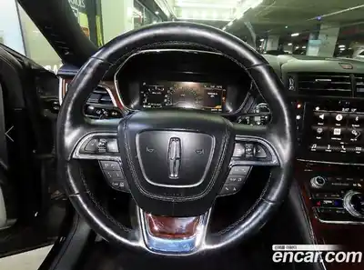 Lincoln Continental 2017 3.0 гидро в Москве № 998639, миниатюра 8