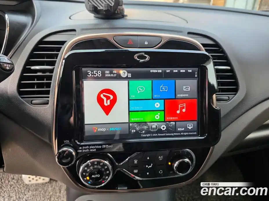 Renault QM3 2016 1.5 Автомат в Москве № 1000483, фото 15