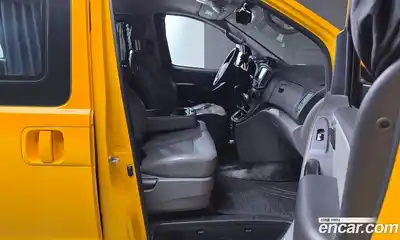 Hyundai Starex 2019 2.5 Автомат в Москве № 1002547, миниатюра 11
