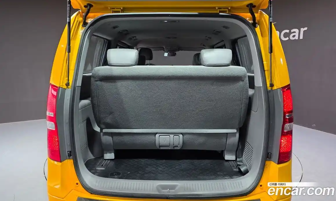 Hyundai Starex 2019 2.5 Автомат в Москве № 1002547, фото 20