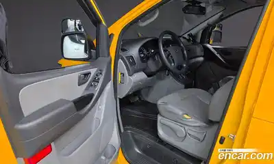 Hyundai Starex 2019 2.5 Автомат в Москве № 1002547, миниатюра 10