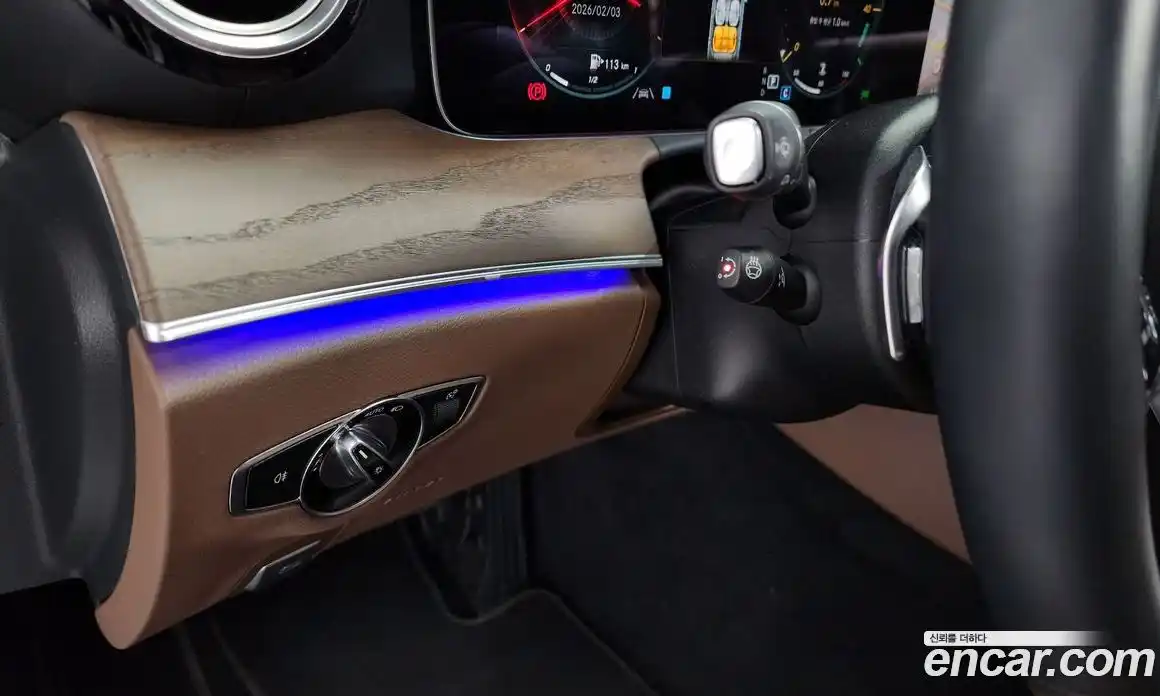 Mercedes-Benz E-Class 2022 2.0 гидро, фото 14