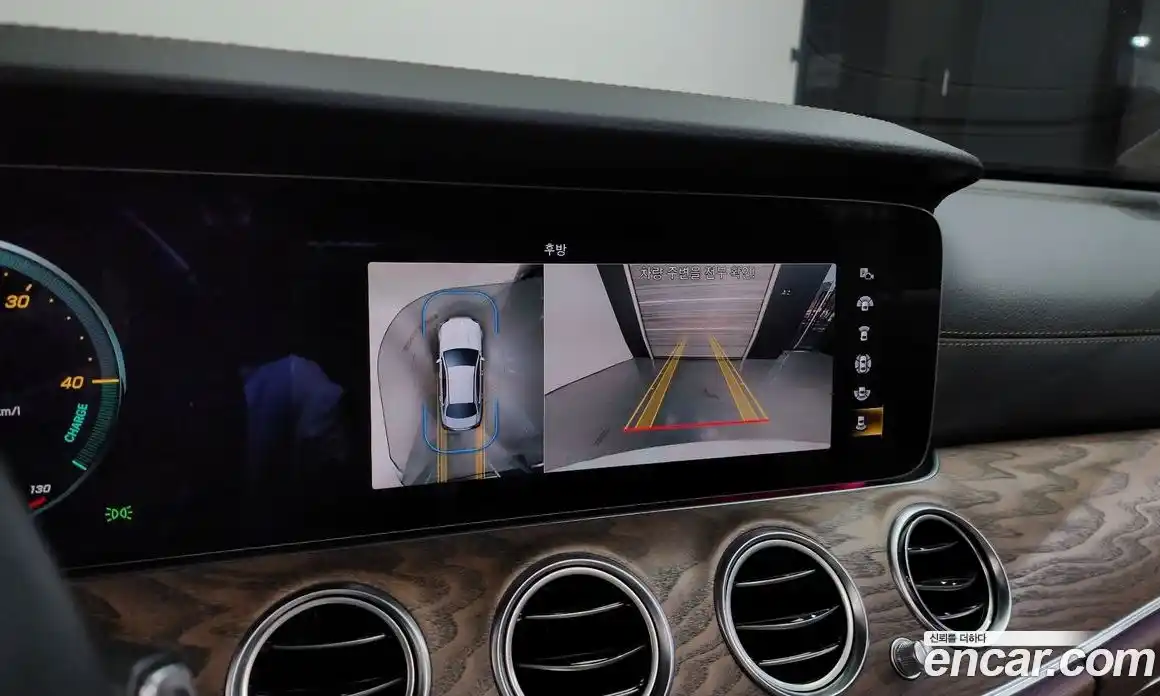 Mercedes-Benz E-Class 2022 2.0 гидро, фото 16