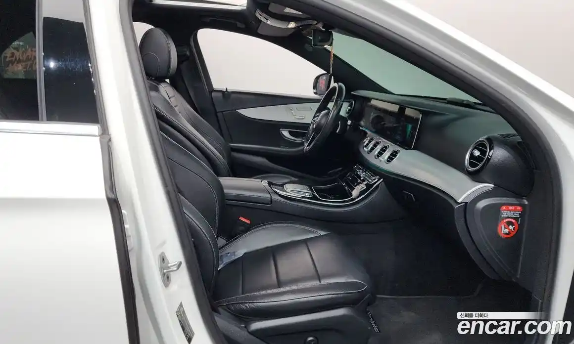 Mercedes-Benz E-Class 2020 2.0 гидро, фото 10