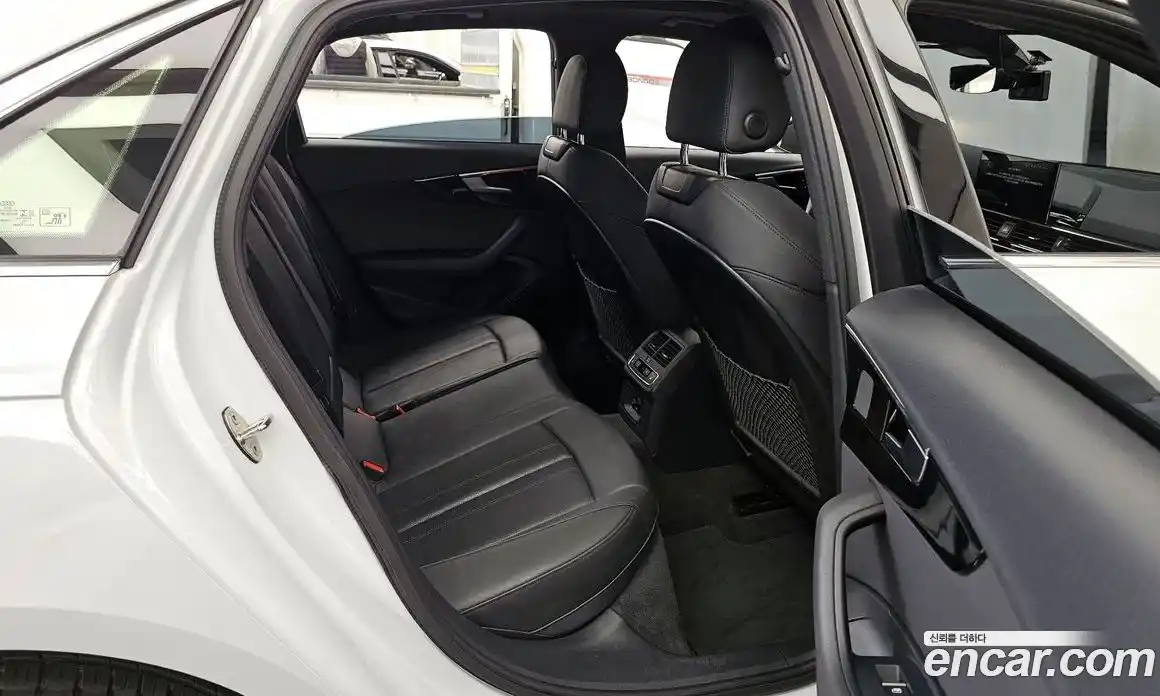 Audi A4 2021 2.0 Автомат в Москве № 1007345, фото 12