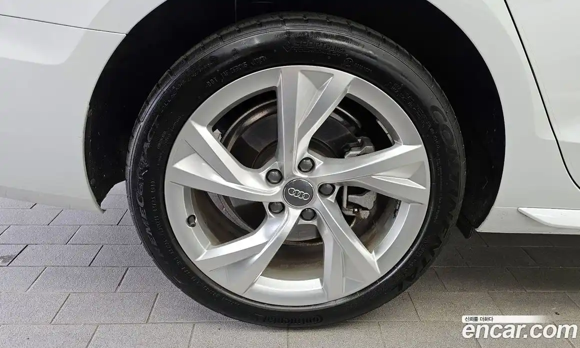 Audi A4 2021 2.0 Автомат в Москве № 1007345, фото 5