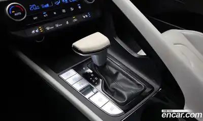 Hyundai Avante 2022 1.6 Автомат в Москве № 1007681, миниатюра 9