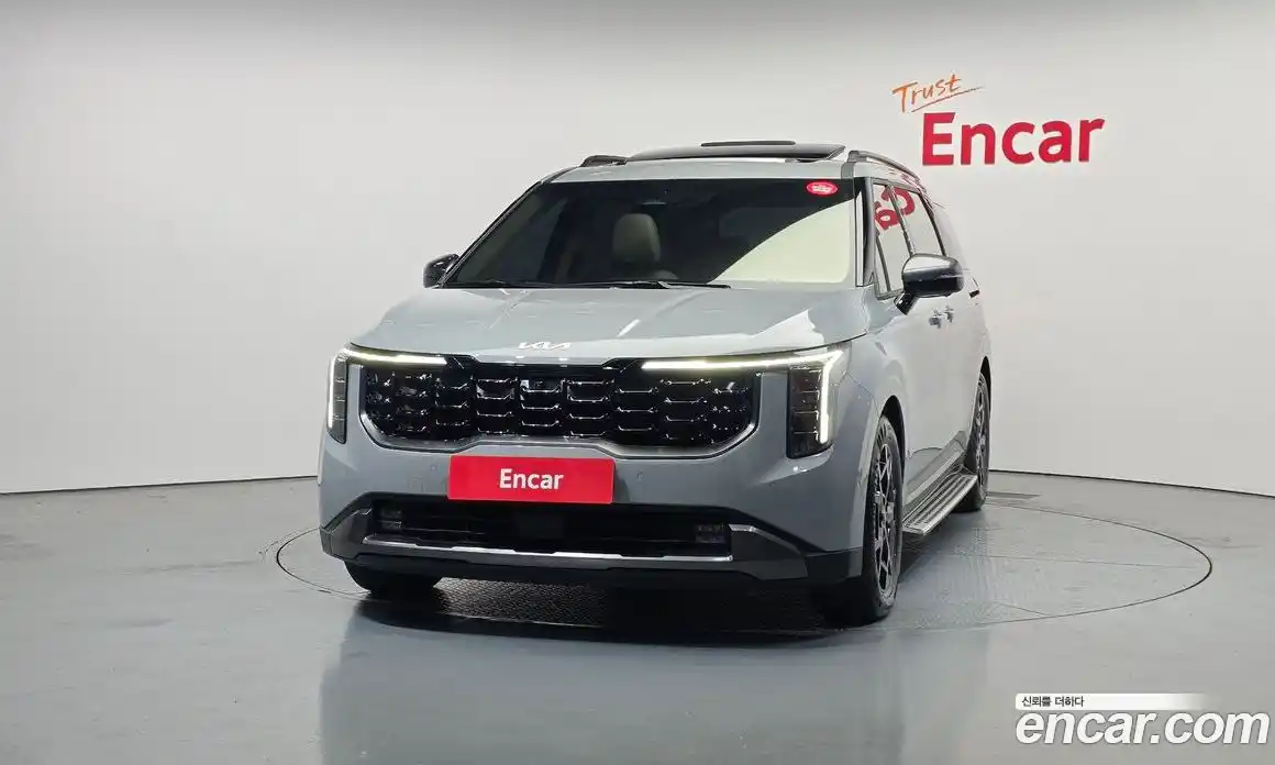 Kia Canival 2025 3.5 Автомат в Москве № 1009160, фото 3