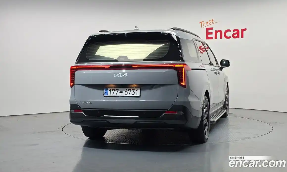 Kia Canival 2025 3.5 Автомат в Москве № 1009160, фото 4