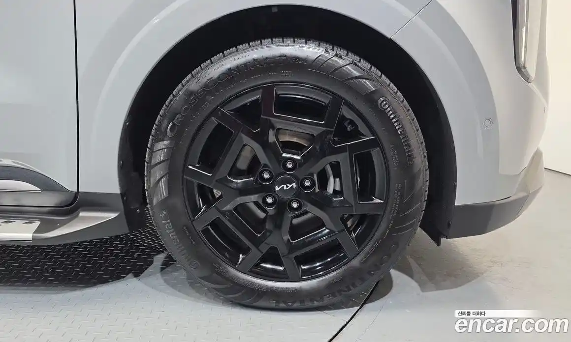 Kia Canival 2025 3.5 Автомат в Москве № 1009160, фото 5