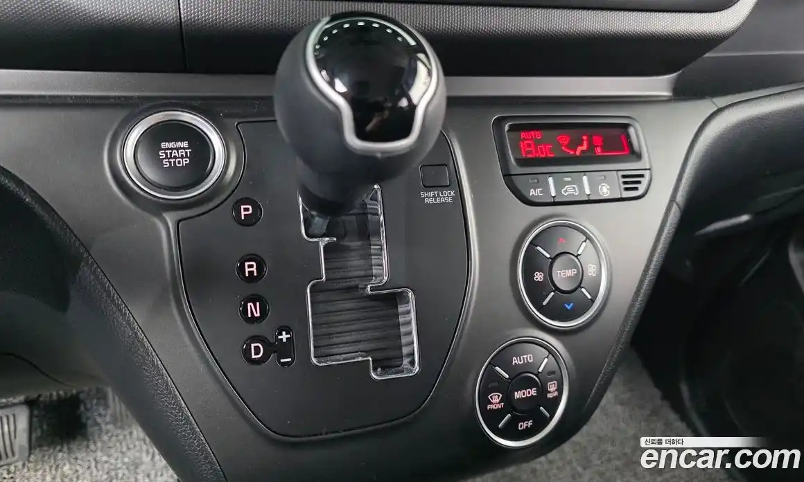 Kia Ray 2023 1.0 Автомат в Москве № 1009366, фото 9