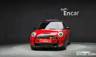 Mini Cooper 2023 2.0 гидро в Москве № 1013779, миниатюра 3