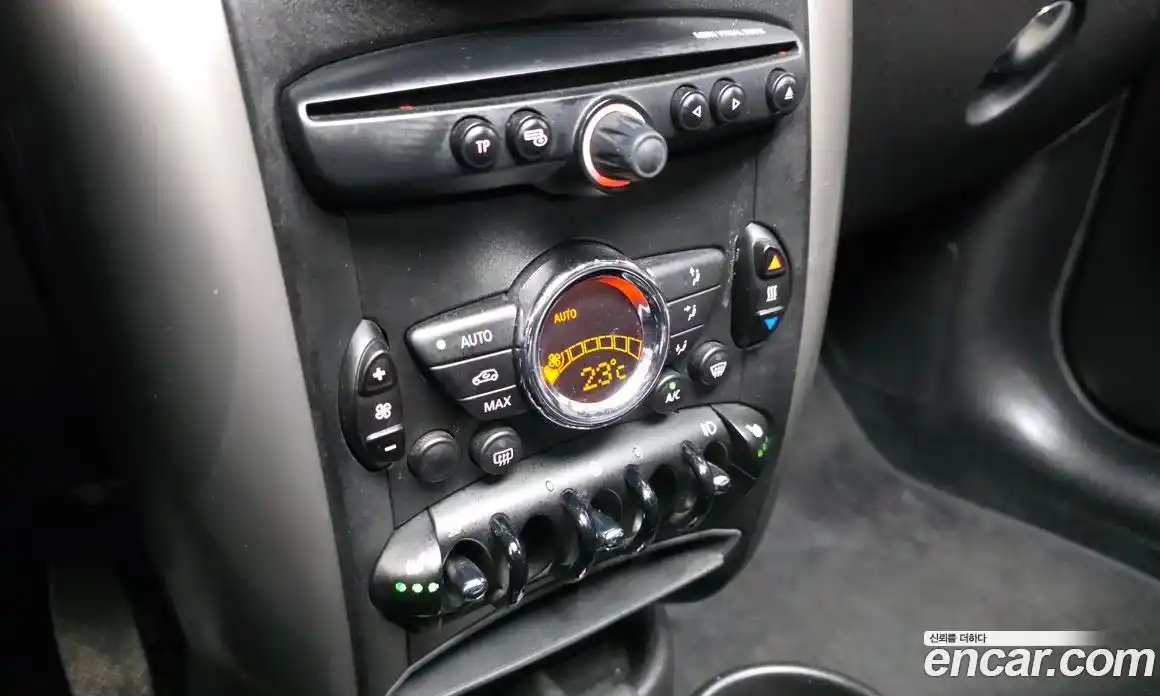 Mini Countryman 2015 2.0 гидро в Москве № 1014053, фото 16