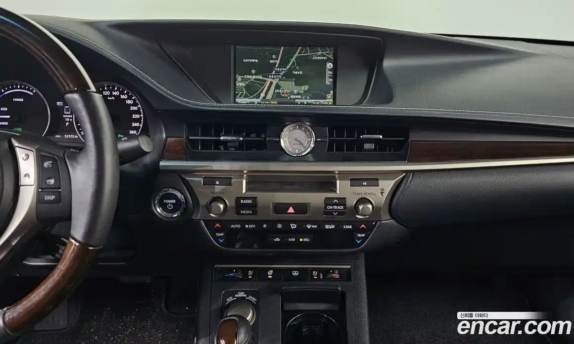 Lexus ES 2014 2.5 гидро в Москве № 1014450, фото 16