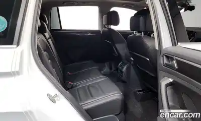 Volkswagen Tiguan 2019 2.0 гидро в Москве № 1014588, миниатюра 12