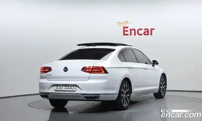 Volkswagen Passat 2018 2.0 гидро в Москве № 1014637, миниатюра 2