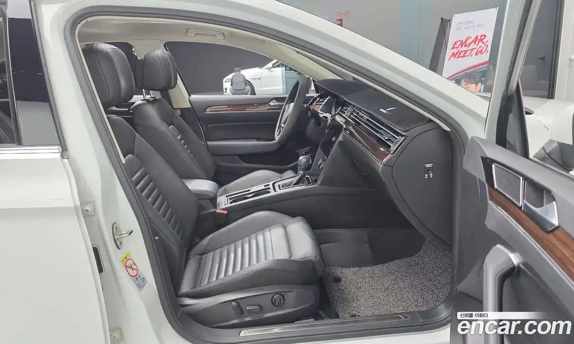 Volkswagen Passat 2018 2.0 гидро в Москве № 1014637, фото 10