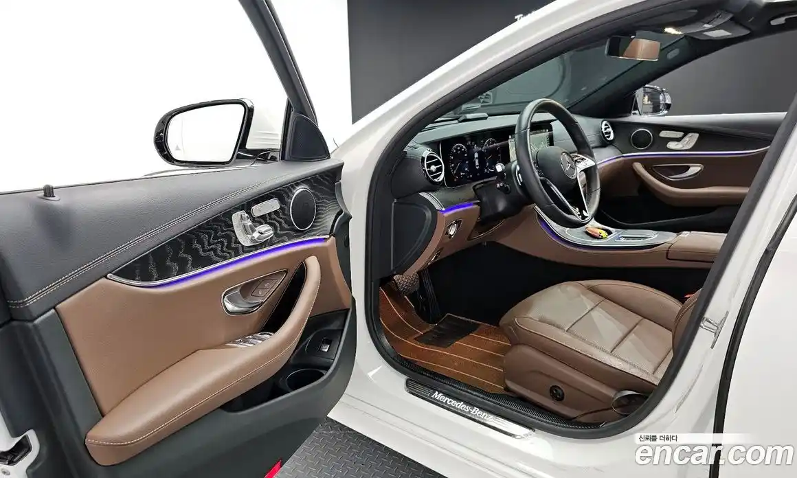 Mercedes-Benz E-Class 2023 2.0 гидро в Москве № 135352, фото 11