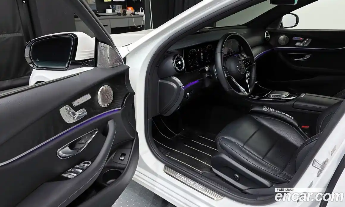 Mercedes-Benz E-Class 2023 2.0 гидро в Москве № 135931, фото 10