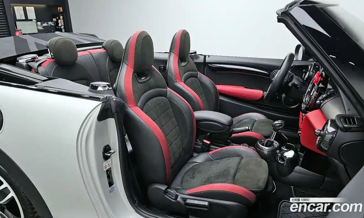 Mini Cooper Convertible 2019 2.0 гидро в Москве № 136349, фото 11