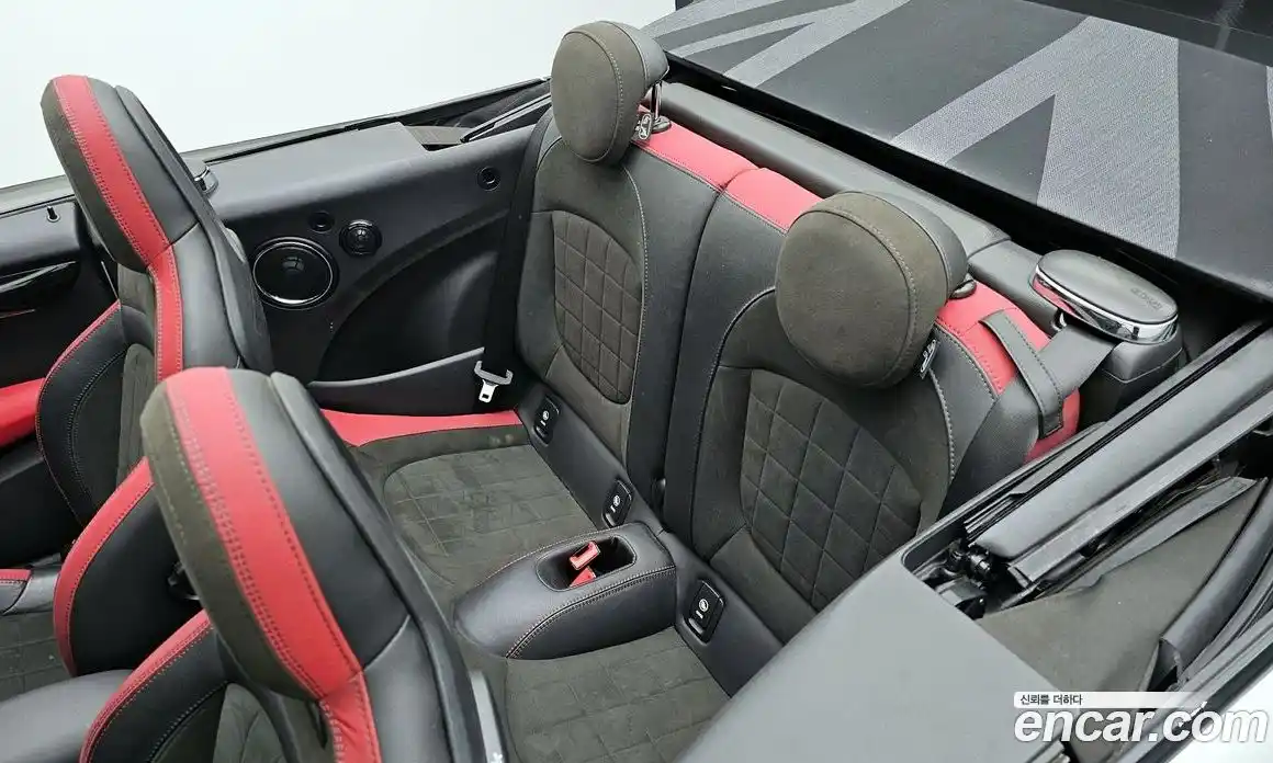 Mini Cooper Convertible 2019 2.0 гидро в Москве № 136349, фото 12