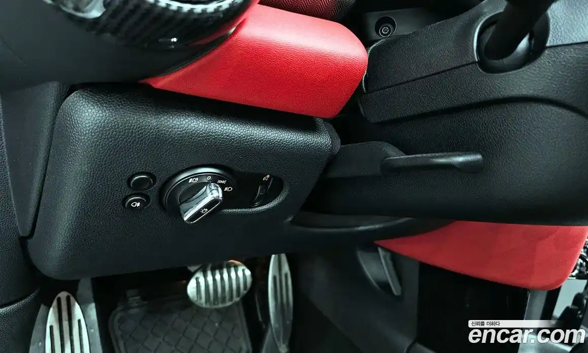Mini Cooper Convertible 2019 2.0 гидро в Москве № 136349, фото 18