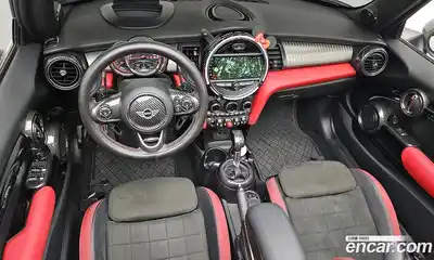 Mini Cooper Convertible 2019 2.0 гидро в Москве № 136349, миниатюра 7