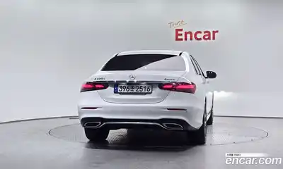 Mercedes-Benz E-Class 2022 1.9 гидро в Москве № 140383, миниатюра 4