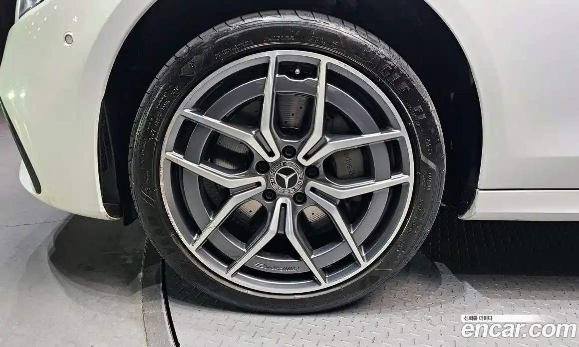 Mercedes-Benz E-Class 2022 1.9 гидро в Москве № 140383, фото 5