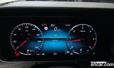 Mercedes-Benz E-Class 2022 1.9 гидро в Москве № 140383, миниатюра 8