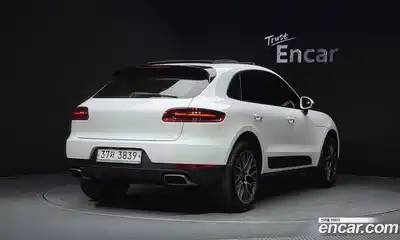Porsche Macan 2018 2.0 гидро в Москве № 148609, миниатюра 2