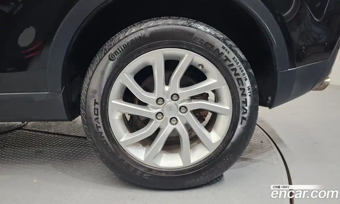 Land Rover Discovery Sport 2017 2.0 гидро в Москве № 153781, фото 5