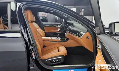 BMW 7-Series 2017 2.0 гидро в Москве № 159075, миниатюра 10