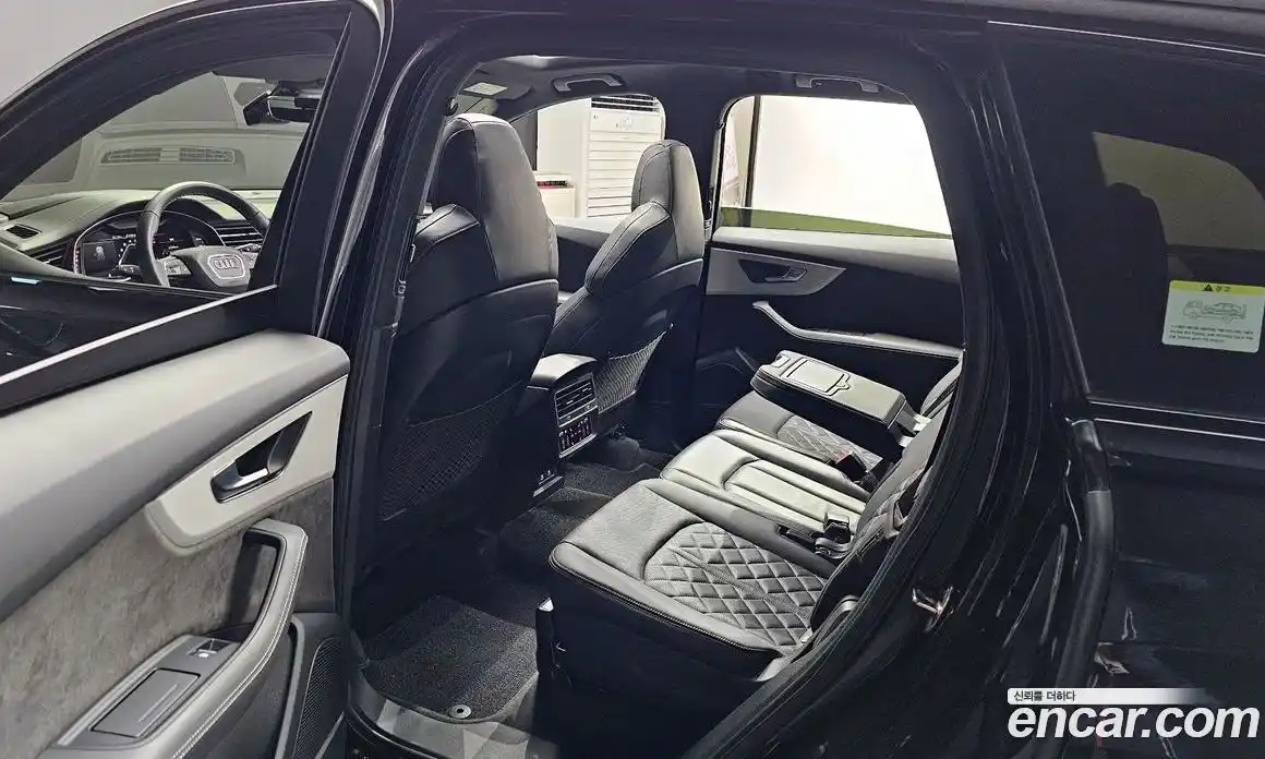 Audi Q7 2022 3.0 гидро в Москве № 162534, фото 11