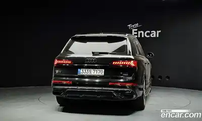 Audi Q7 2022 3.0 гидро в Москве № 162534, миниатюра 4