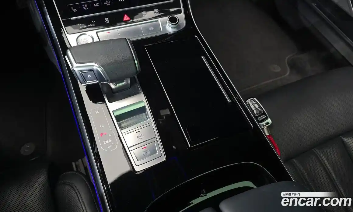 Audi A8 2020 3.0 гидро в Москве № 163434, фото 9